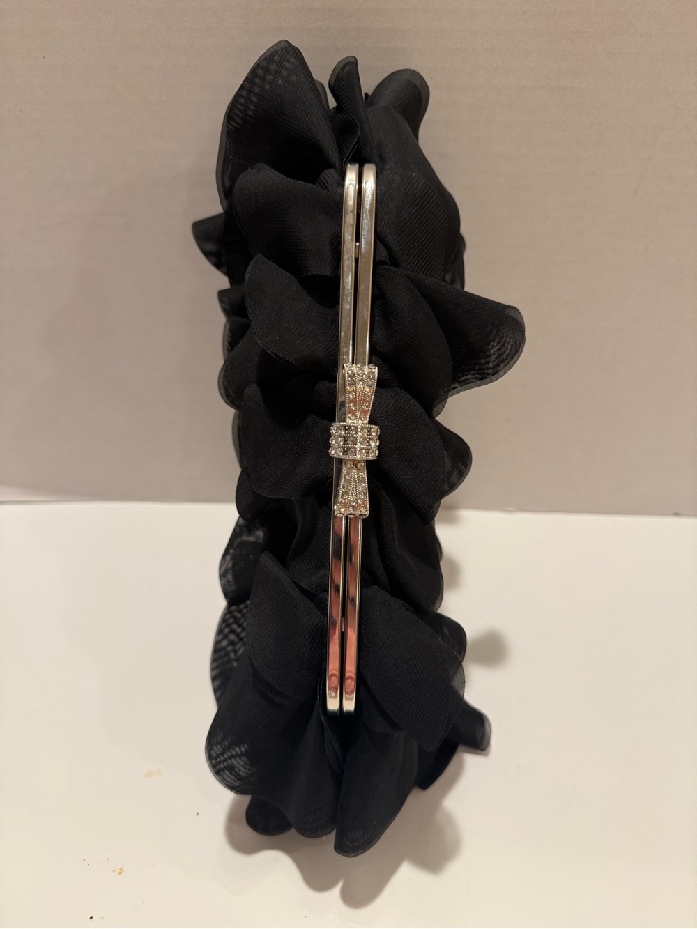 Elegant Black Ruffled Chain-Handle Clutch with Crystal Detail - Picture 13 of 15